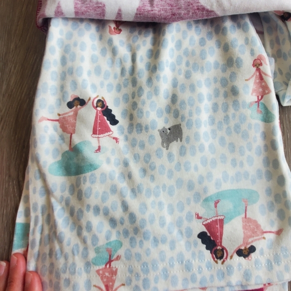 Girl 12 M Pajama Set and Sock Bundle - Picture 3 of 7
